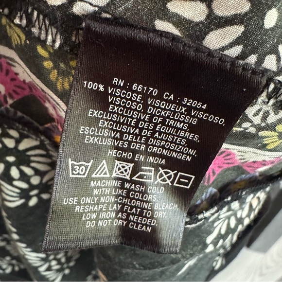 Anthropologie Meadow rue floral empire waist embroidered top ❤️ - Picture 7 of 7